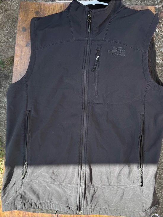 The North Face Other - The North Face Men’s Black Softshell Vest with Chest Zip, size XL